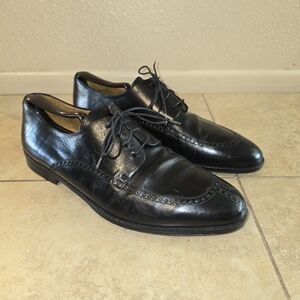 Mezlan Black Leather Oxfords